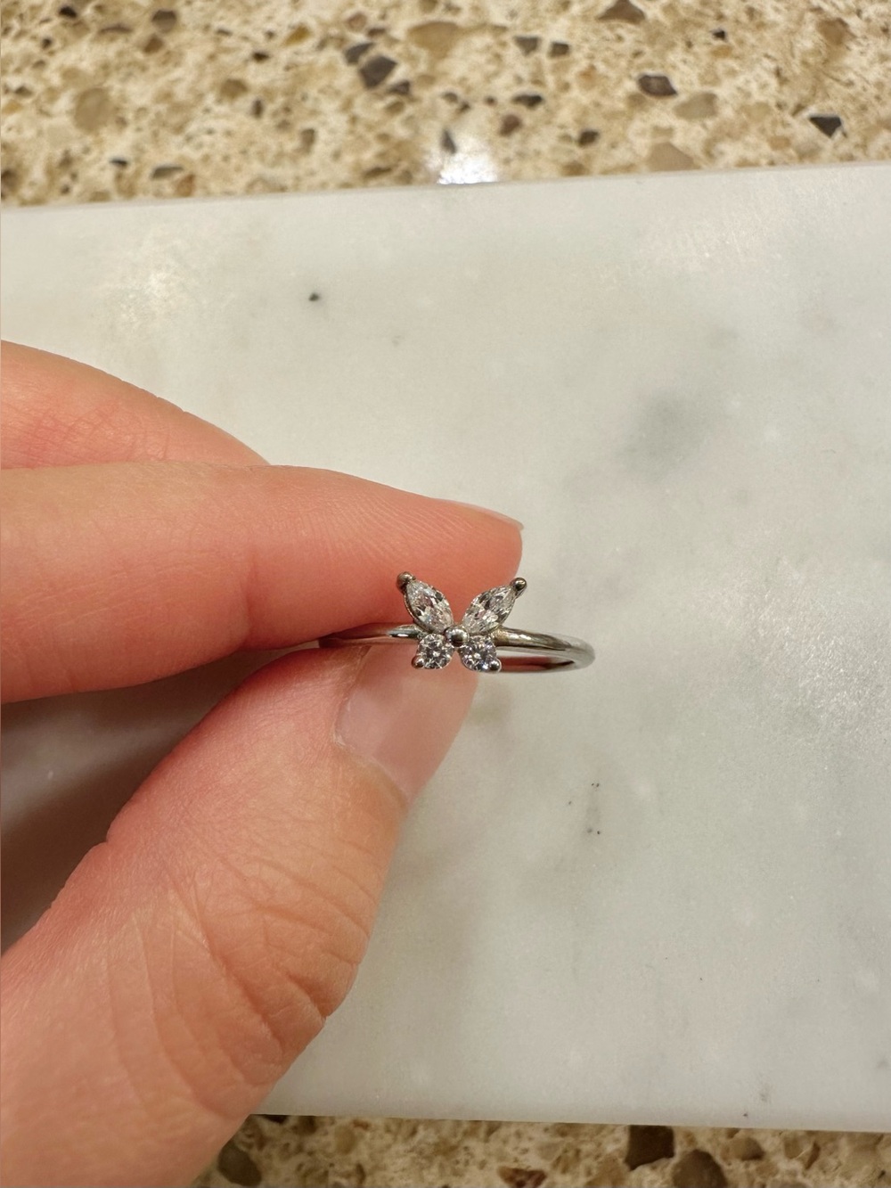 Butterfly ring - Picture 2 of 5